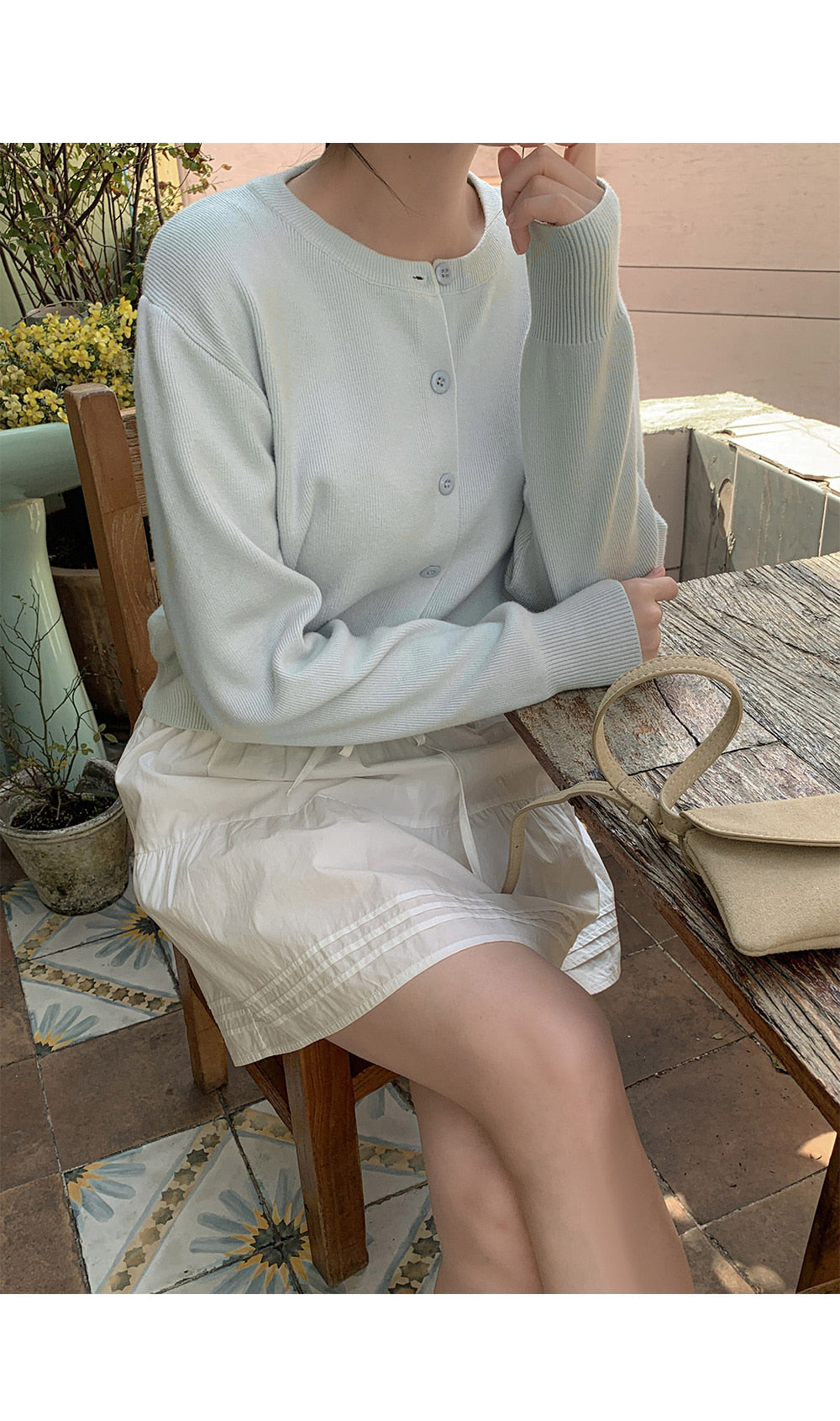 온리 프리미엄 소프트 심볼 니트 가디건